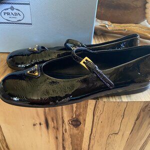 PRADA TRIANGLE MARY JANE BALLERINA FLATS WITH STRAP SZ 36/6
